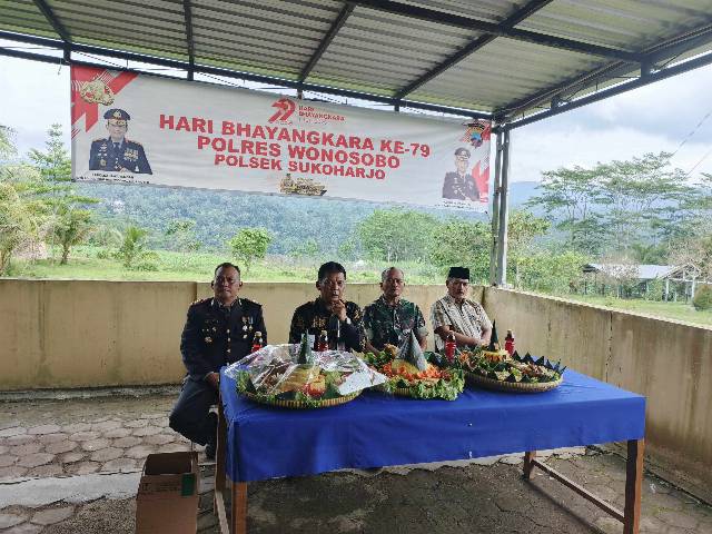 KECAMATAN SUKOHARJO NYENGKUYUNG HARI BHAYANGKARA KE 79